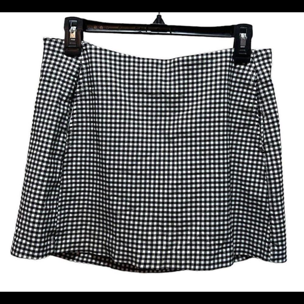 Urban Outfitters Mini Skirt Gingham Plaid Black White Pockets Womens Medium
